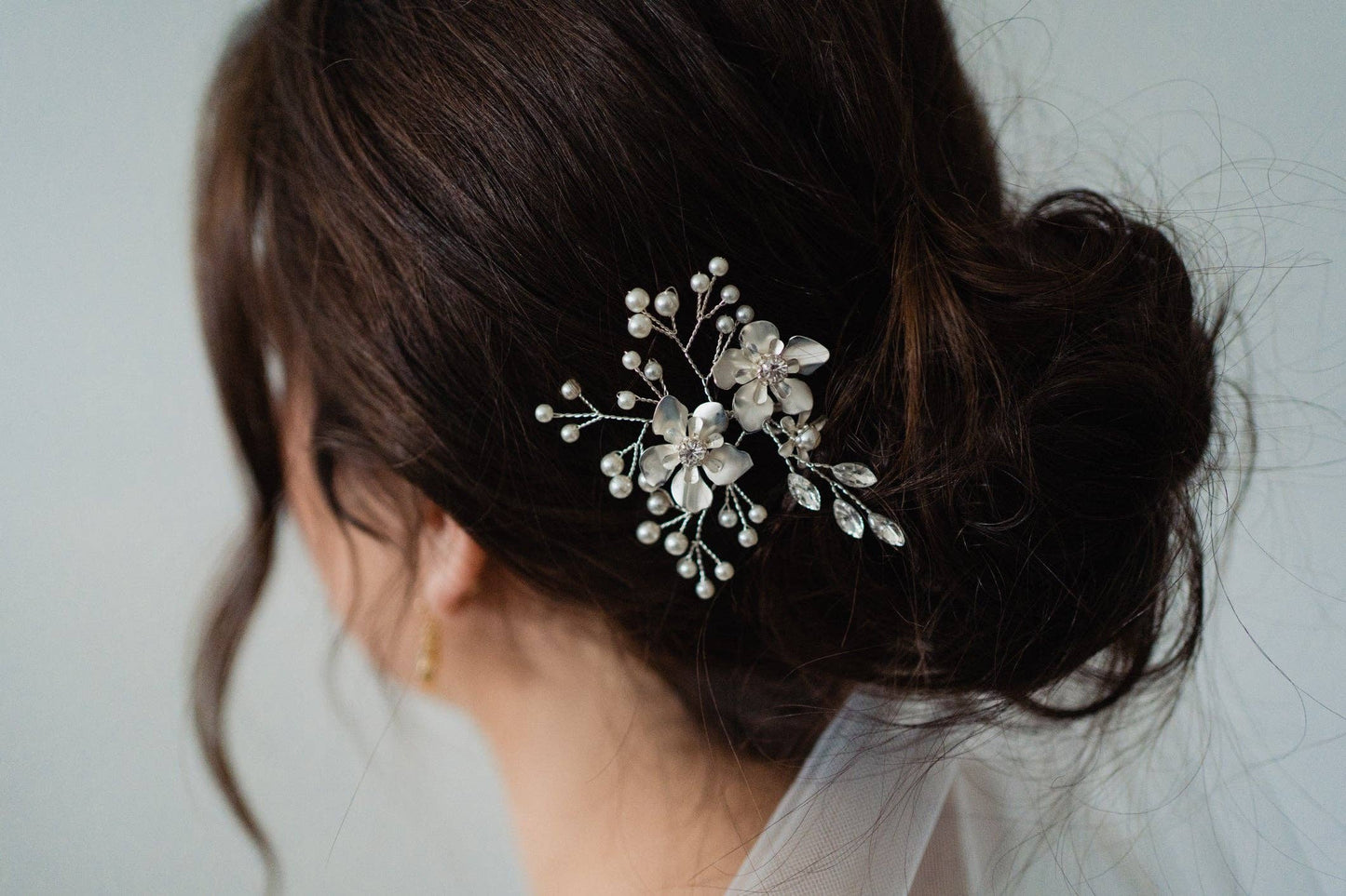 Brides and Belts - The Meadow Single Pin