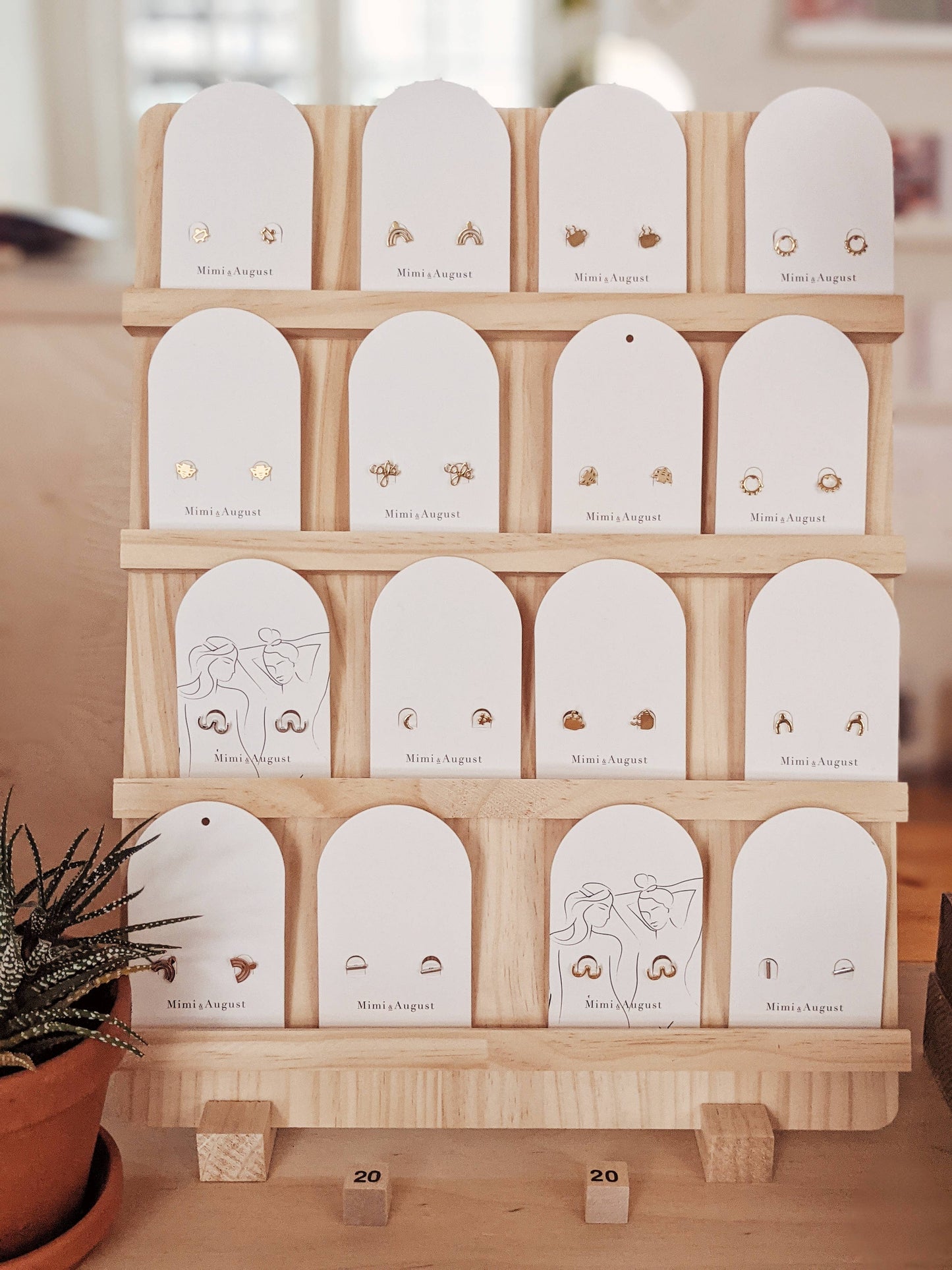Bar gold plated earrings: Gold