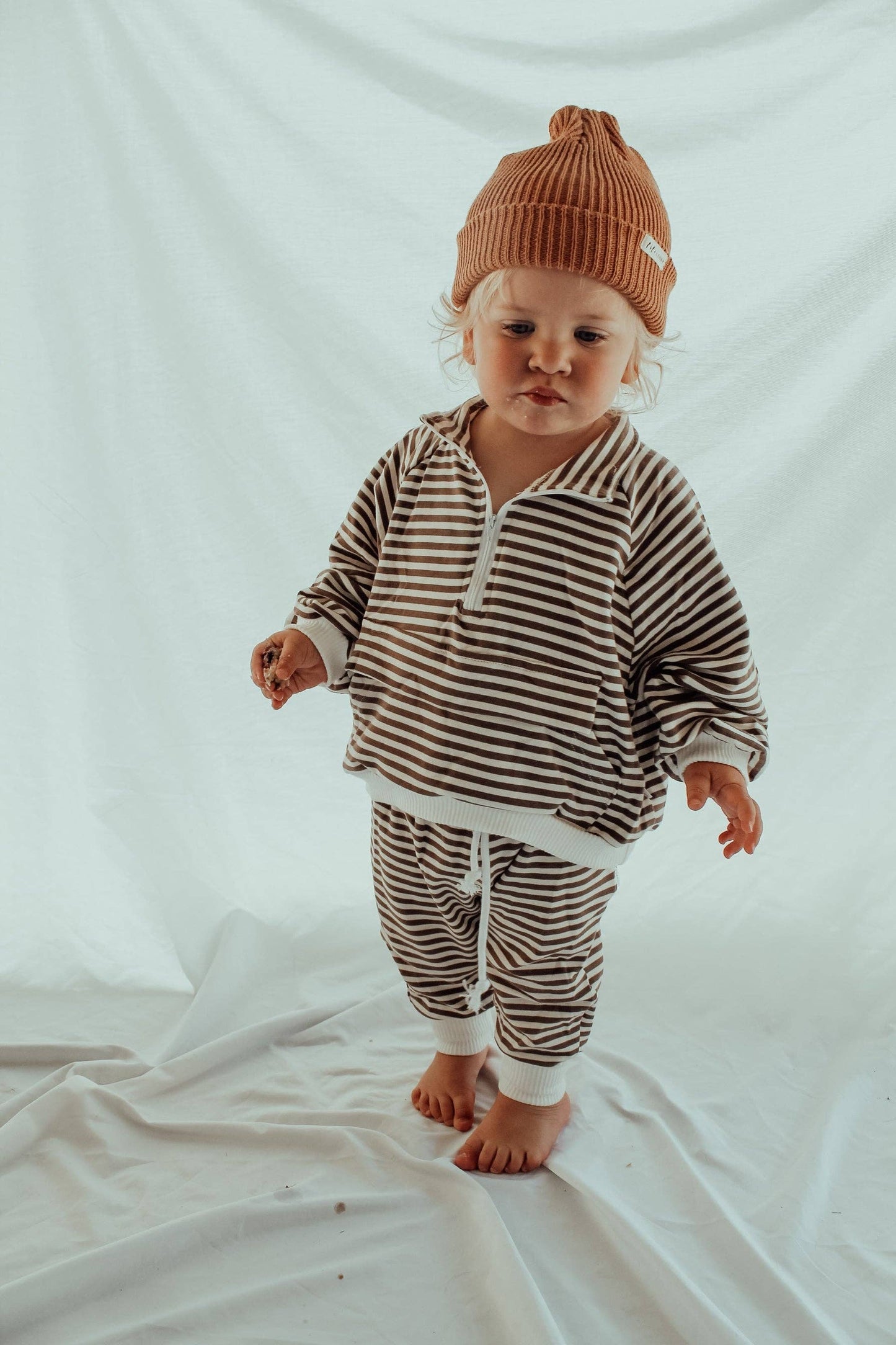 Vintage Style Cozy Tracksuit - Chocolate