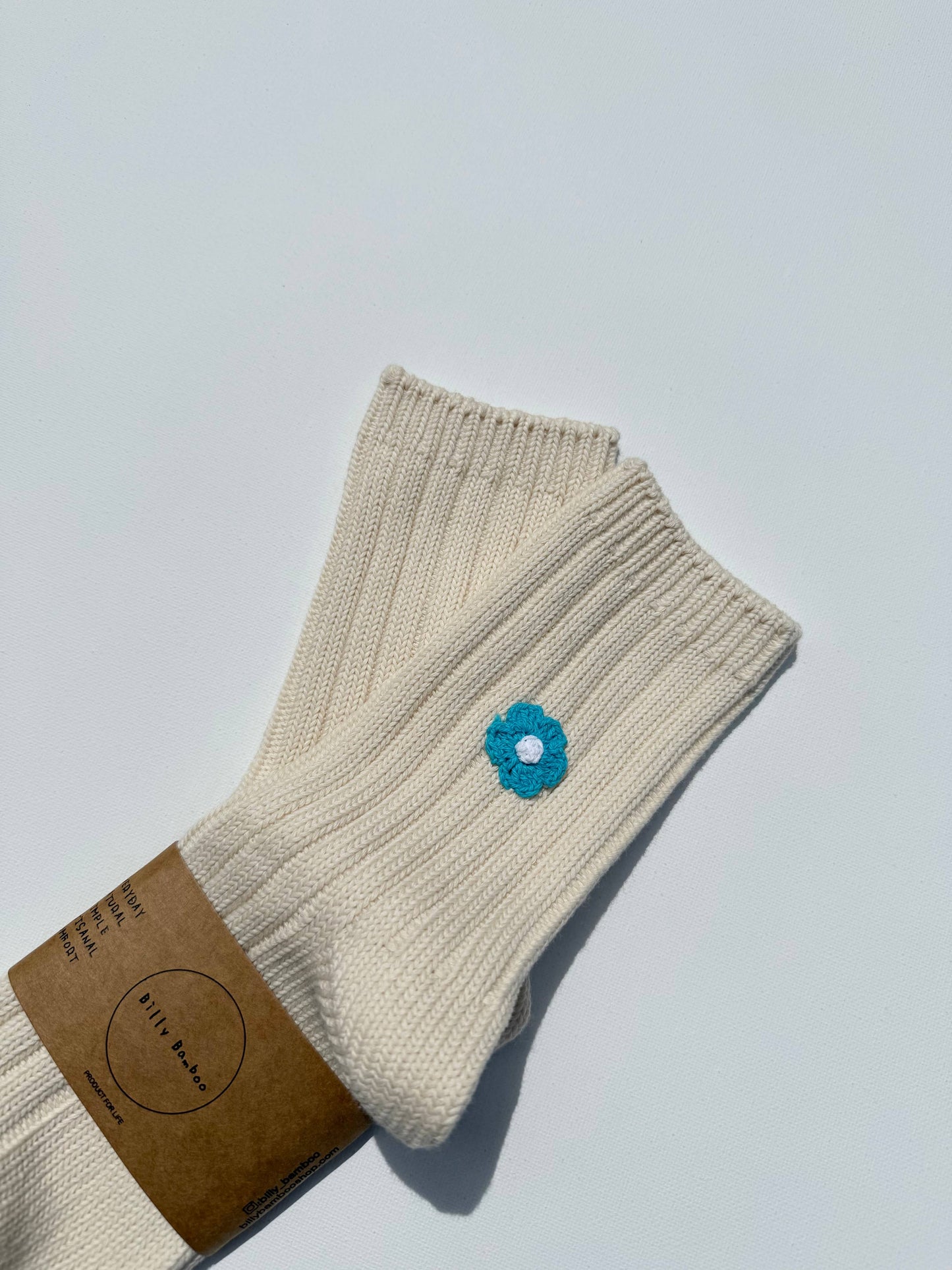 CROCHET HAPPY FLOWER SOCKS: Lavender / Ankle socks