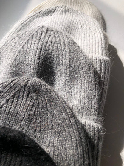 ROYAL ANGORA BEANIE - Mushroom