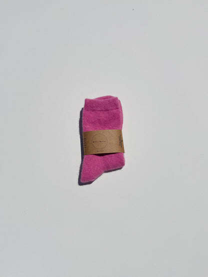FLUFFY ANGORA SOCKS - crystal bright: Violet Jade