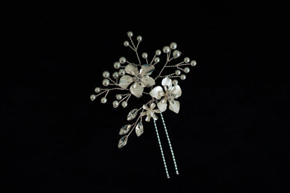 Brides and Belts - The Meadow Single Pin